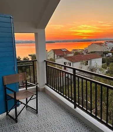 Eco Feng Shui Lady Pashmina With A View *