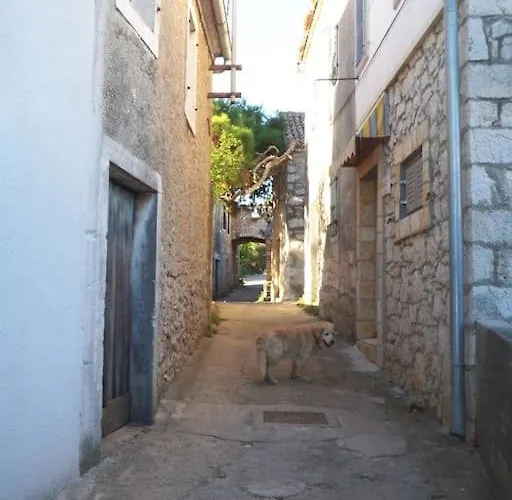 Eco Feng Shui Lady Pashmina With A View Apartman Ugrinici