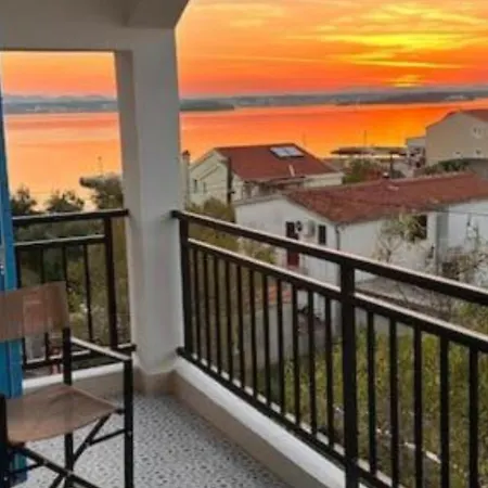 Daire Eco Feng Shui Lady Pashmina With A View