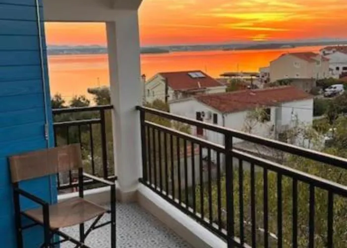 Apartment Eco Feng Shui Lady Pashmina With A View